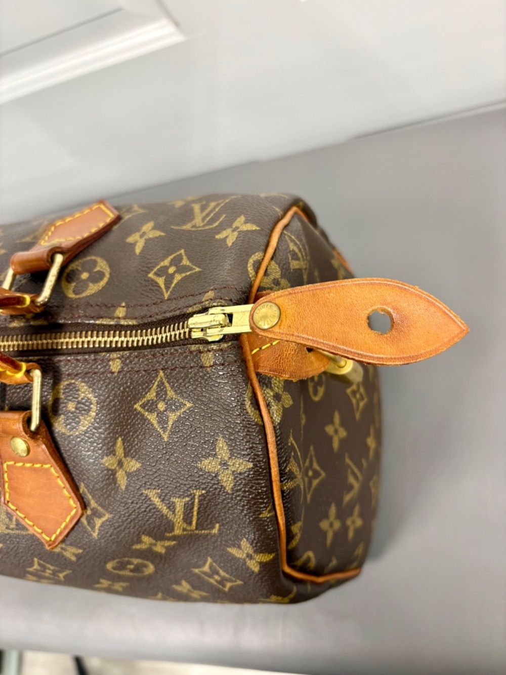 Louis Vuitton Monogram Speedy 30 Handbag - Picture 7 of 14